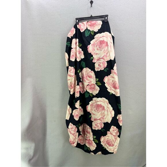 Emily & Merritt Pottery Barn Kids Black Bed Of Roses Organic Crib Fitted Sheet - Picture 3 of 7